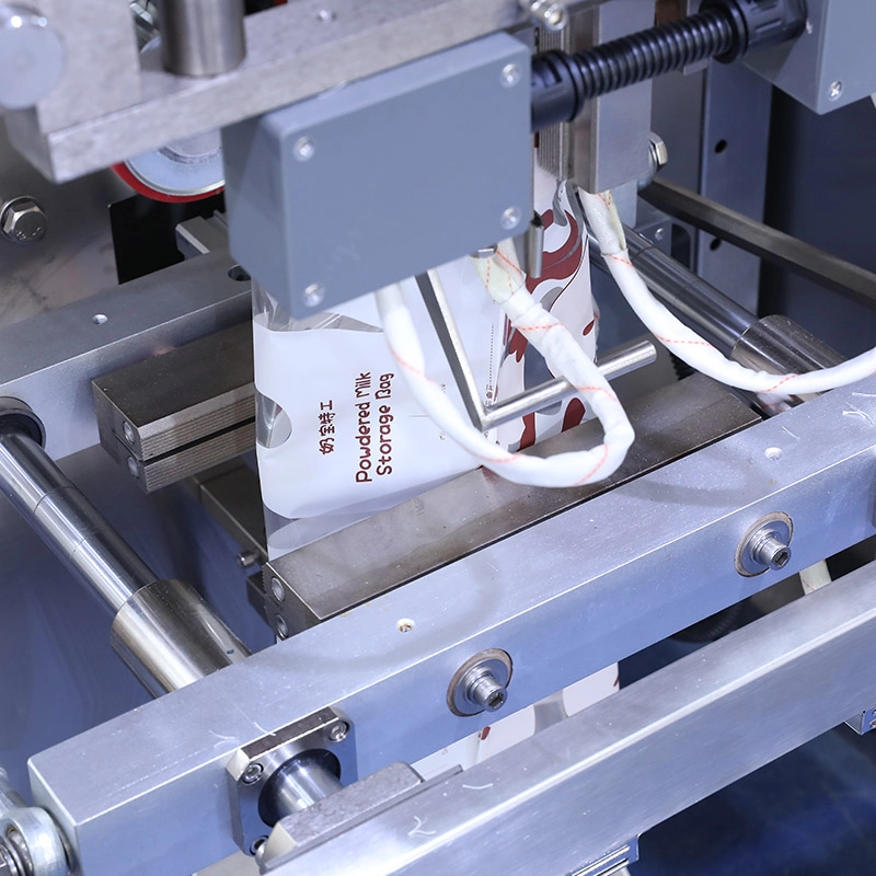 Máquina de embalagem em pó de café com leite de alimentação automática rotativa vffs