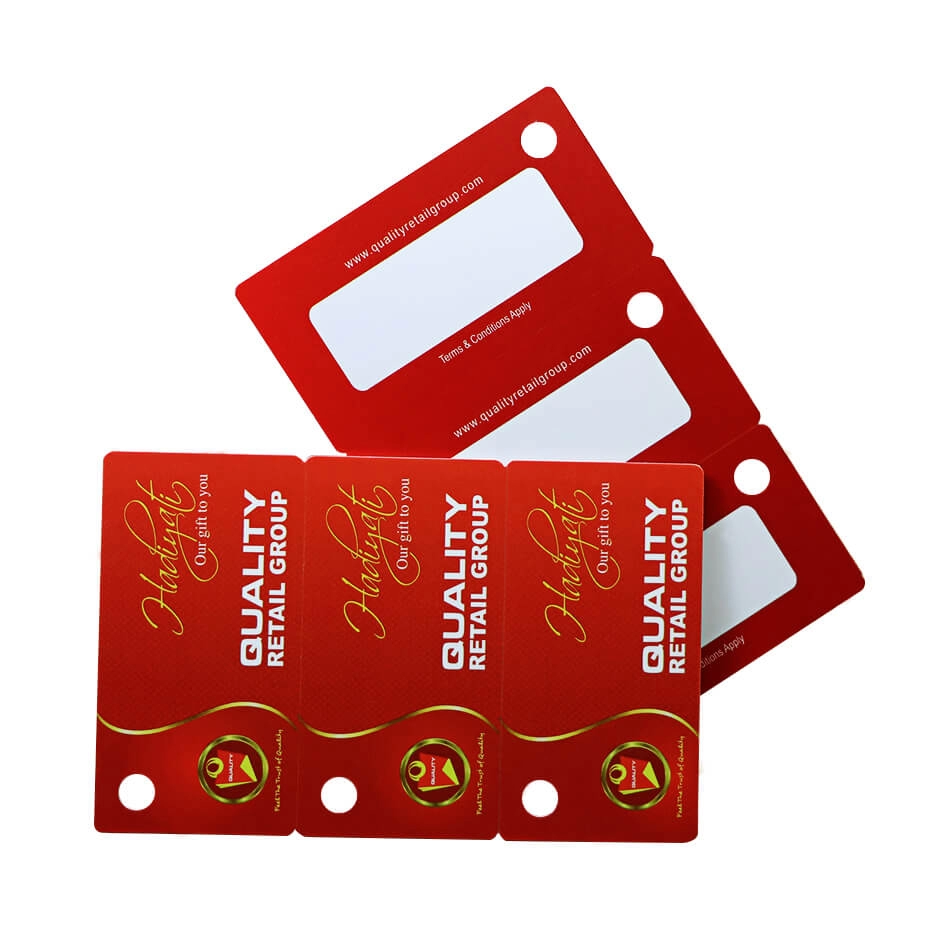 Cartões de PVC para impressão CR80 30Mil 3Up pré-perfurados para promoção