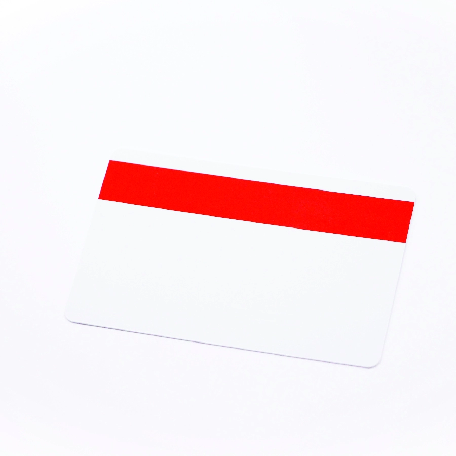 CARTÃO PVC com tarja magnética vermelha