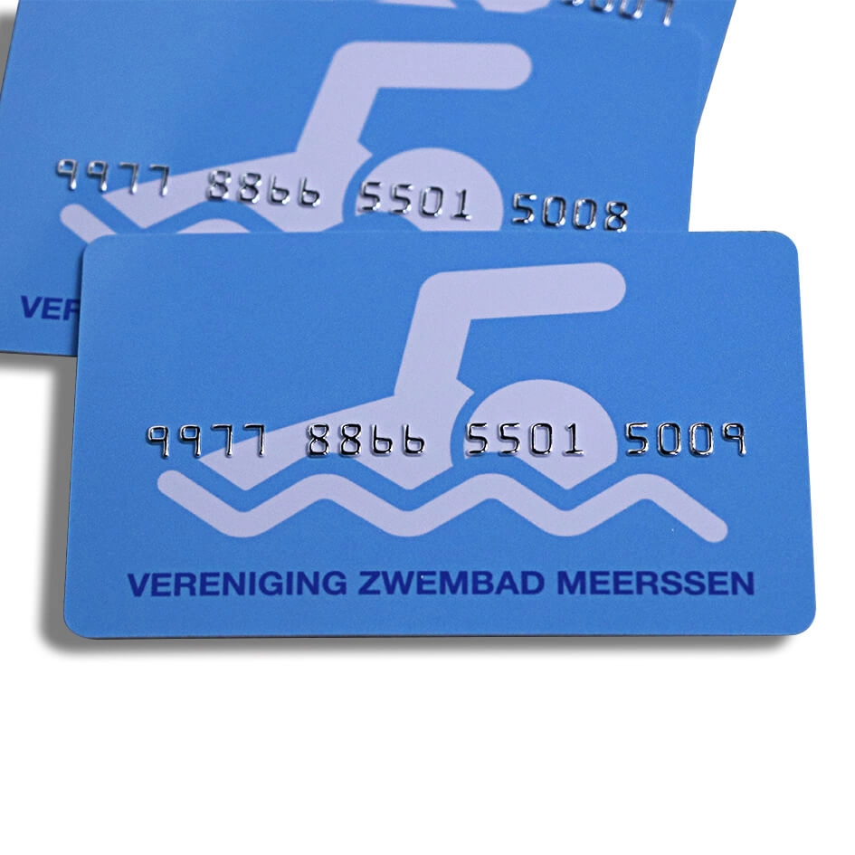 Cartões de fidelidade de PVC RFID FM08 de 13,56 MHz com numeração em relevo