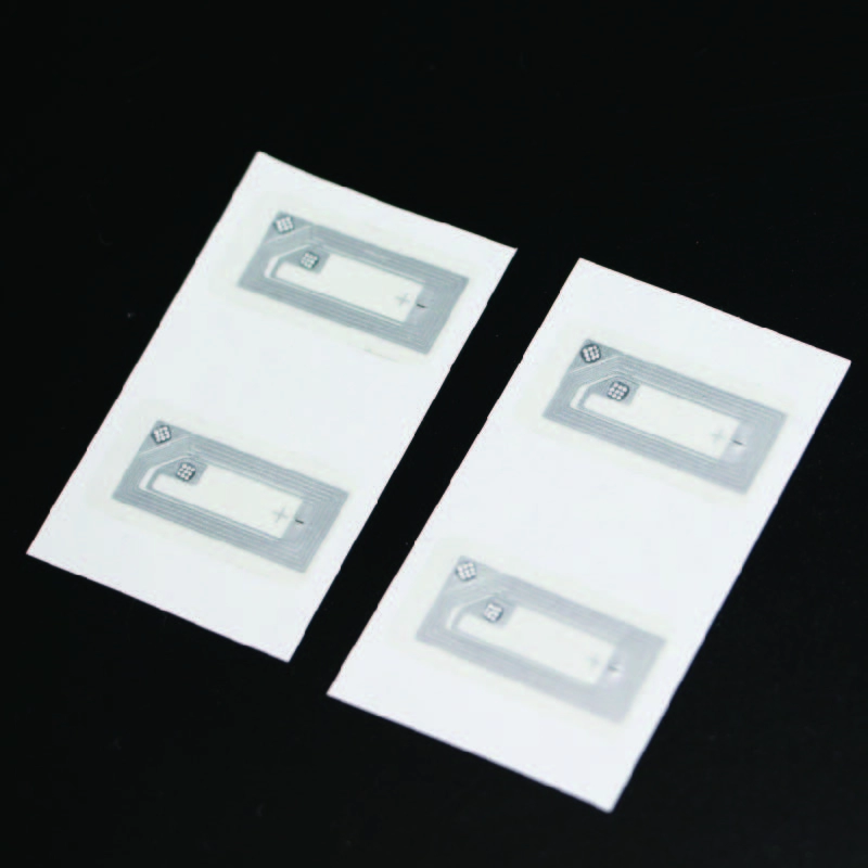Etiquetas RFID de papel usadas na consolidação de armazéns
