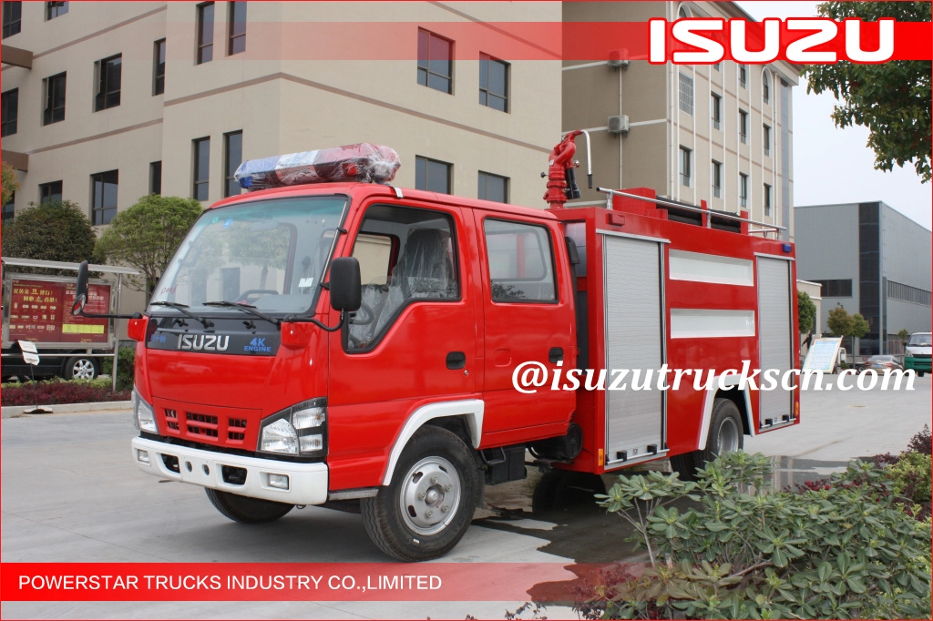 Fornecedor de qualidade da Nigéria 2000L ISUZU Water Fire Trucks Water Mist