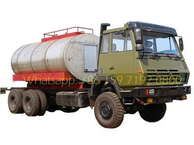 Caminhão-tanque de combustível SHACMAN 6*6
