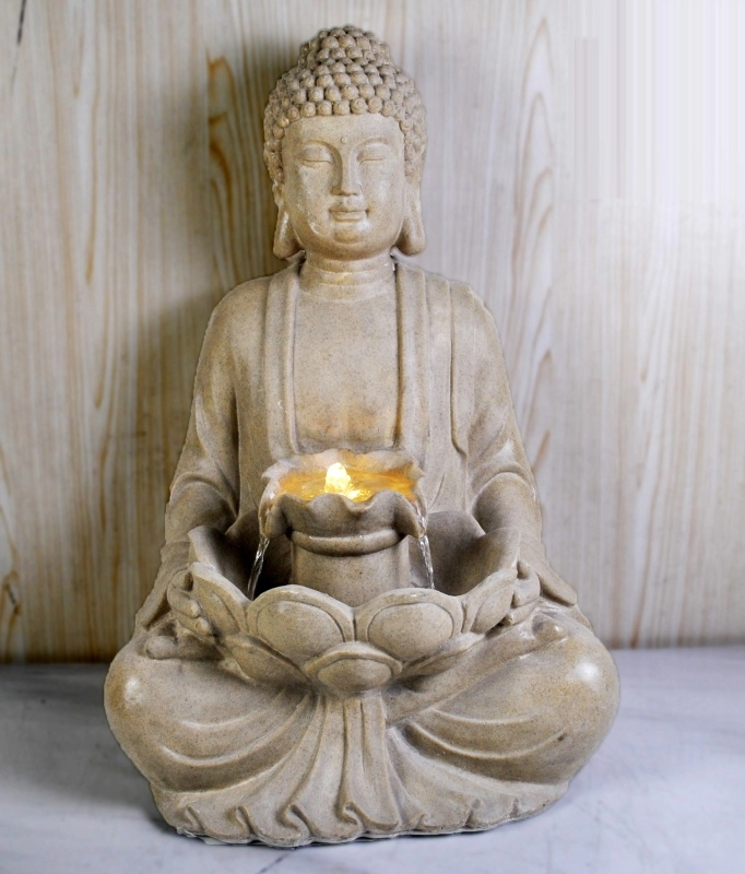 Característica da Água do Buda Meditando Solar