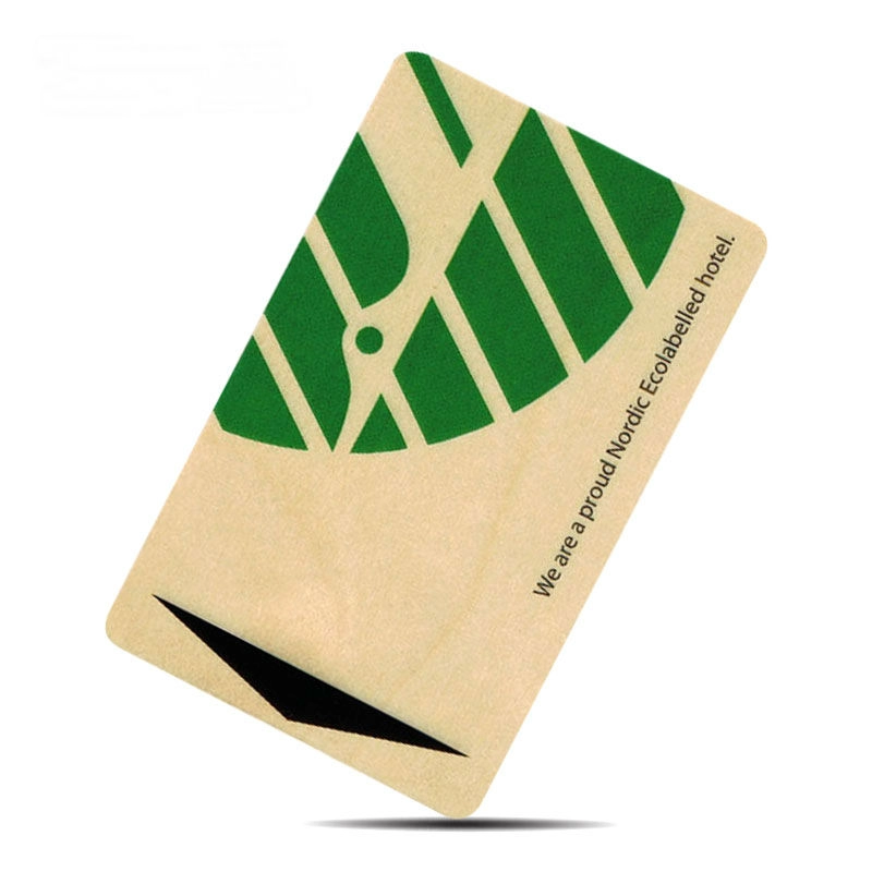 Cartões de madeira ecologicamente corretos RFID com Mifare Plus são enviados para controle de acesso a hotéis de luxo
