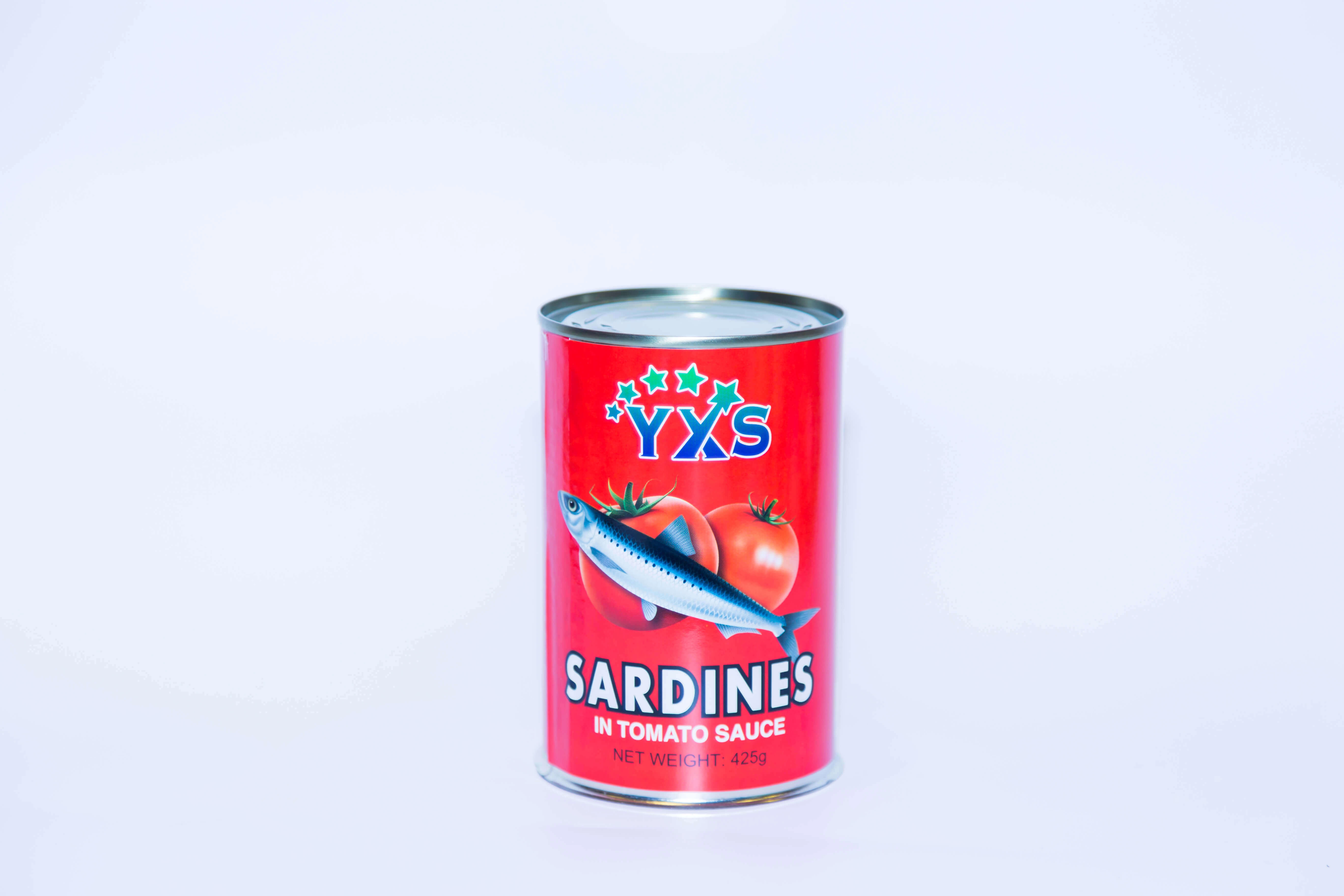 Conservas de sardinha em molho de tomate Com opção de pimentão