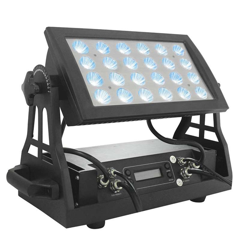 Holofote LED RGBW 24X10W
