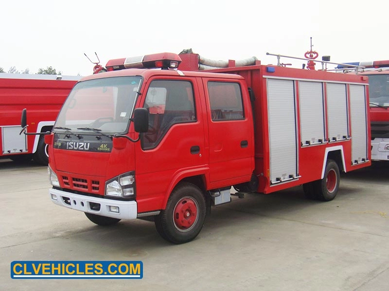 Tanque de água isuzu de 2500 litros e caminhão de combate a incêndio de tanque de espuma de 1500 litros