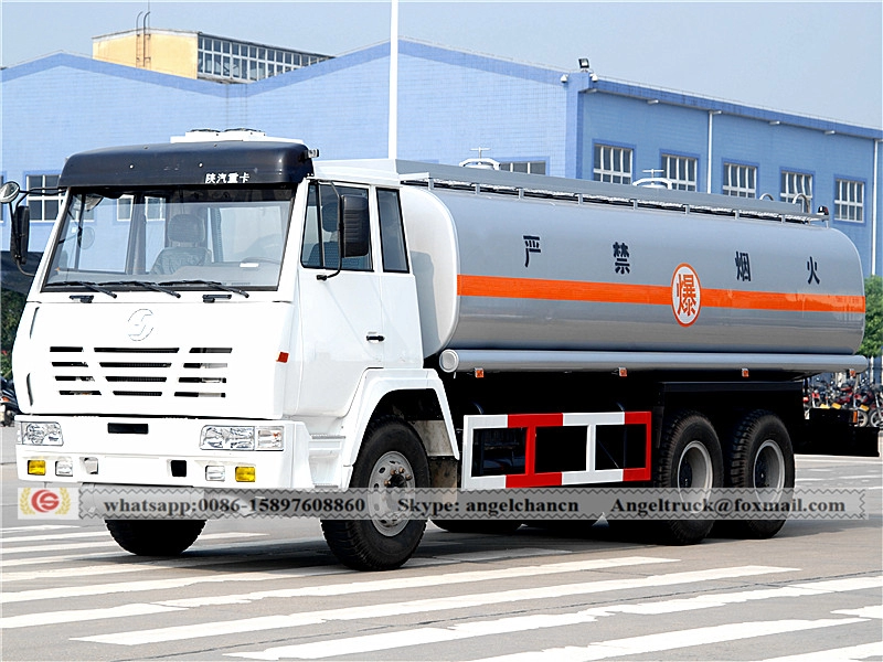 Caminhão-tanque de petróleo Shacman 21.000 litros