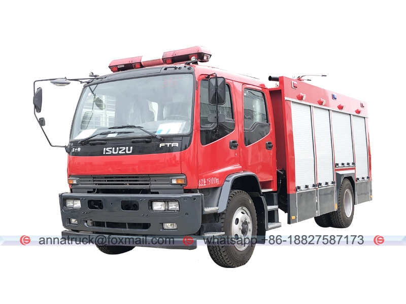 Caminhão de combate a incêndio ISUZU FTR de 8.500 litros