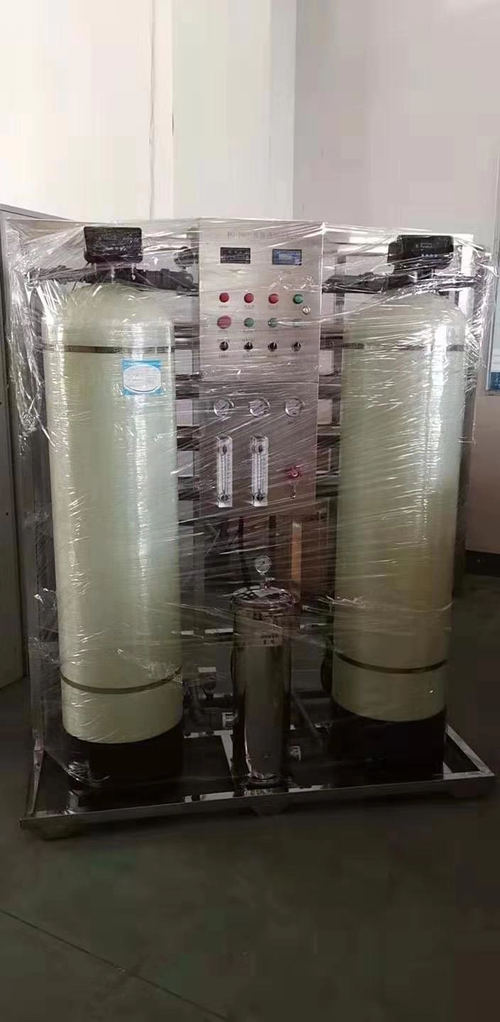 Máquina de purificação de água de dessalinização de água do mar Purificação Industrial Sistema RO de Osmose Reversa Equipamento de Tratamento de Água