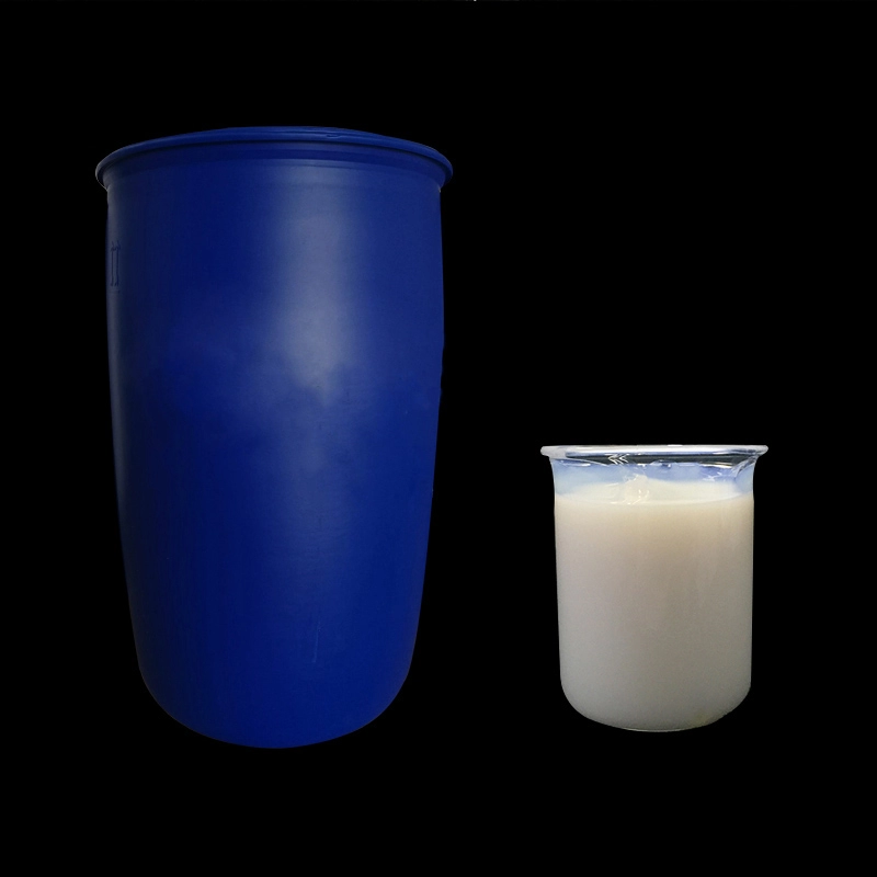 Emulsão acrílica translúcida à base de água branca leitosa