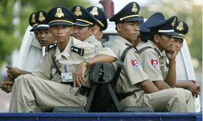 Camisa militar cáqui oficial