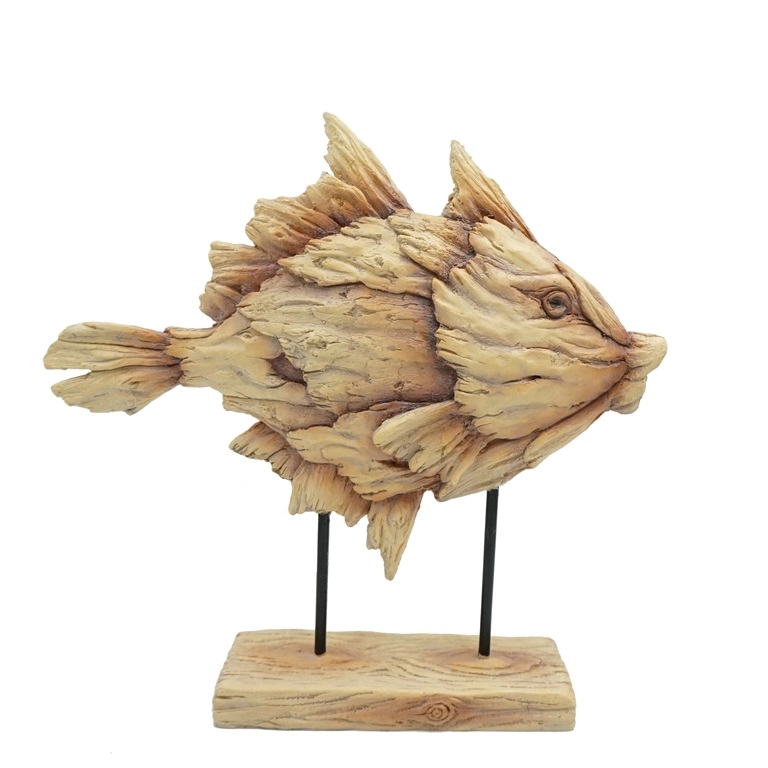 Escultura de peixe em resina com design de madeira flutuante para decoração de casa