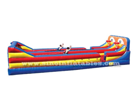 Pista dupla ao ar livre para crianças N adultos bungee inflável com arremesso de basquete da Sino Inflatables