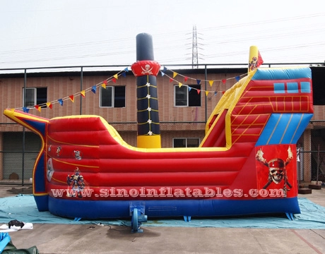 Corrediça de navio pirata inflável comercial de 8x4m para crianças feita de lona de pvc sem chumbo