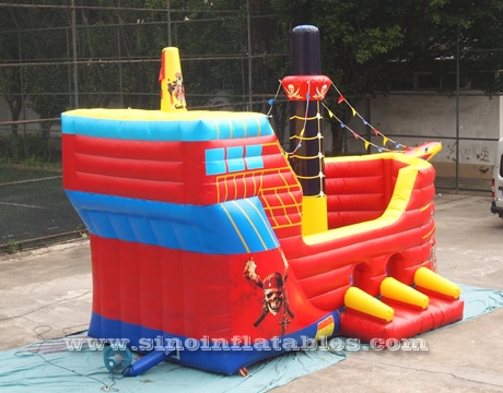 Corrediça de navio pirata inflável comercial de 8x4m para crianças feita de lona de pvc sem chumbo