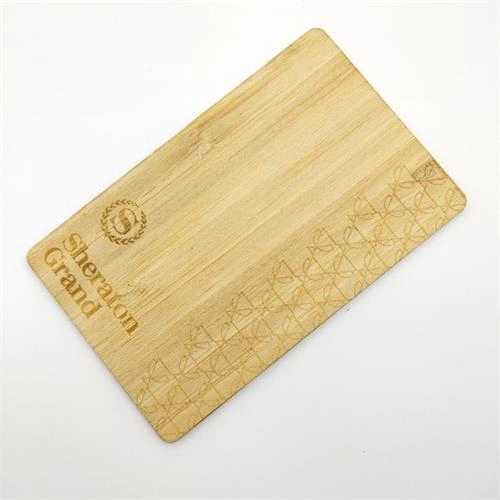 Cartões de visita de madeira de bambu programáveis ​​RFID ISO14443A Smart NTAG213/216 NFC cartão chave de hotel de madeira