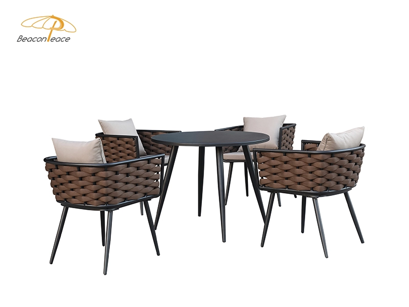 Conjunto de mesa e cadeira de jantar em corda para restaurante Villa Bar Bistro